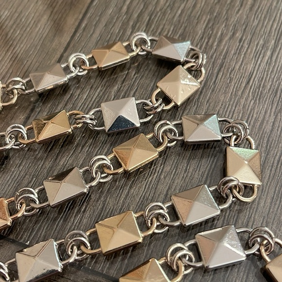 CHAPS Two-tone Stud Metal Chain Belt - Picture 7 of 15